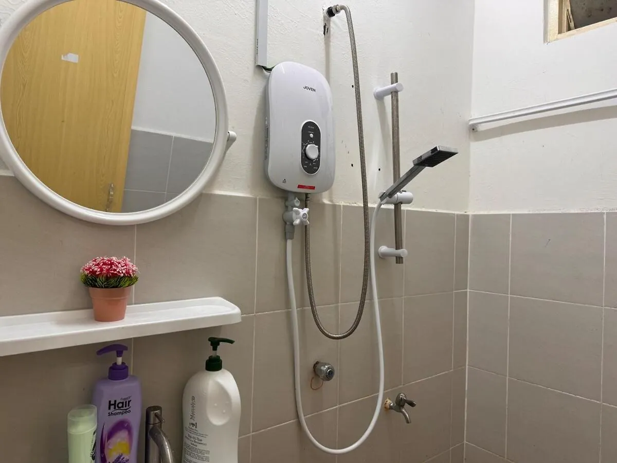 2Pax 1Car Only Malaysian Guest Only Bayan Lepas Apartment 0*,  Malaysia